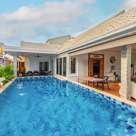 Pattaya Private Villa - Pool,Sauna,Snooker,Bbq エクステリア 写真