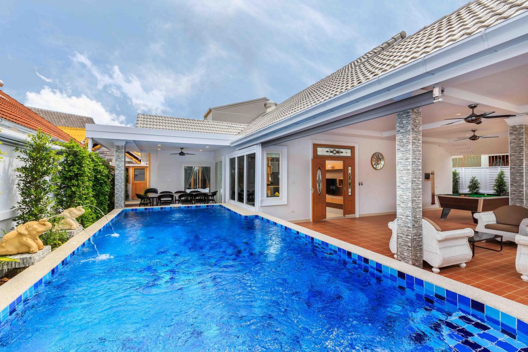 Pattaya Private Villa - Pool,Sauna,Snooker,Bbq エクステリア 写真