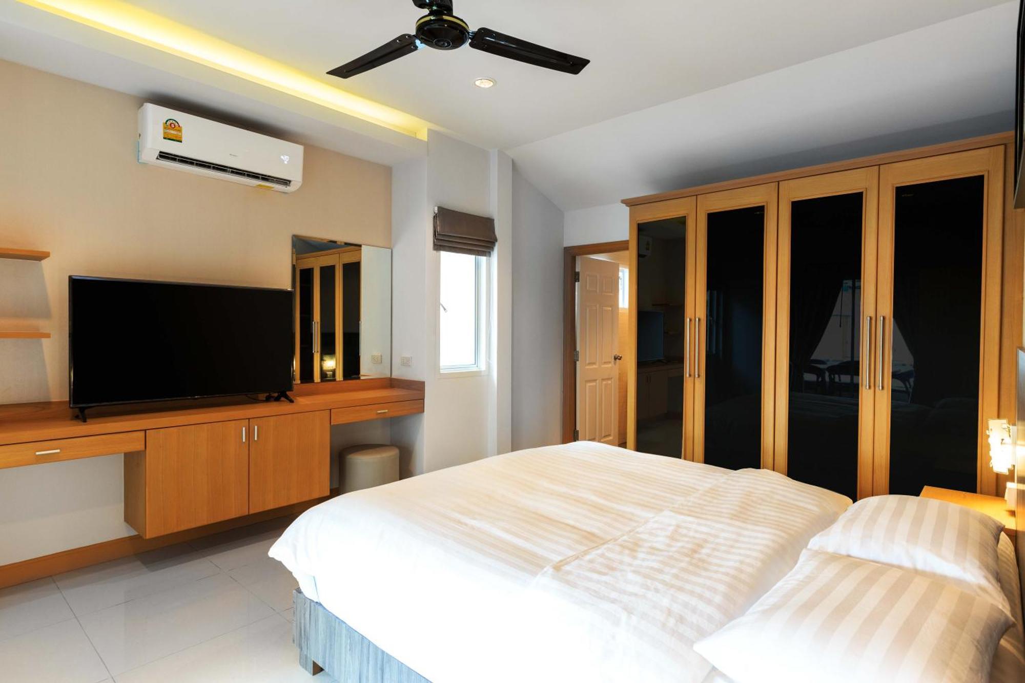 Pattaya Private Villa - Pool,Sauna,Snooker,Bbq エクステリア 写真