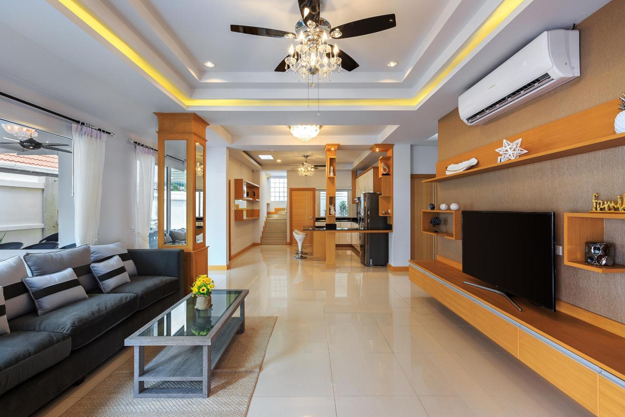 Pattaya Private Villa - Pool,Sauna,Snooker,Bbq エクステリア 写真